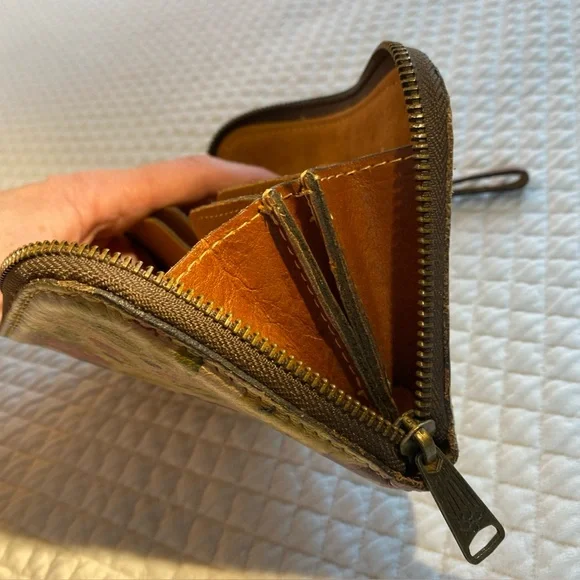 Patricia Nash Antique Rose Leather Wristlet Zippered Wallet 7.6”x4.5” - Picture 8 of 10